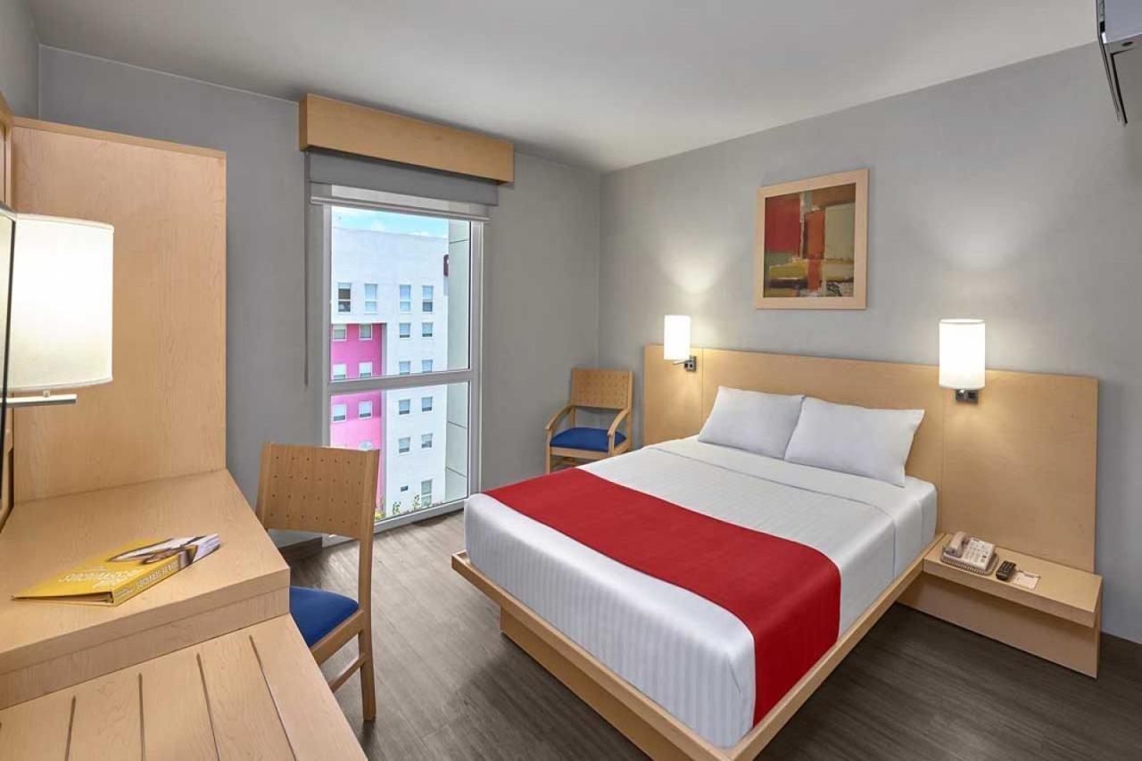 City Express Suites By Marriott Silao Aeropuerto Buitenkant foto