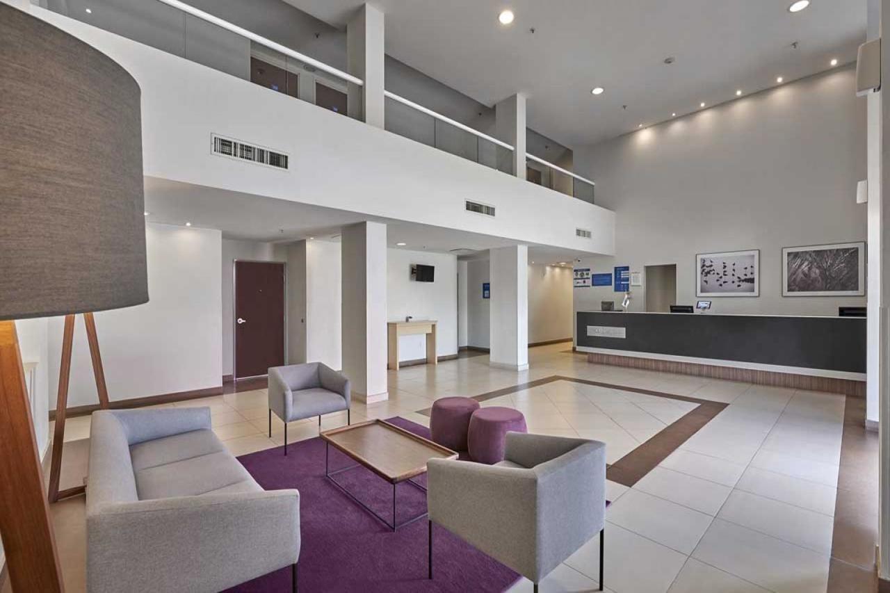City Express Suites By Marriott Silao Aeropuerto Buitenkant foto