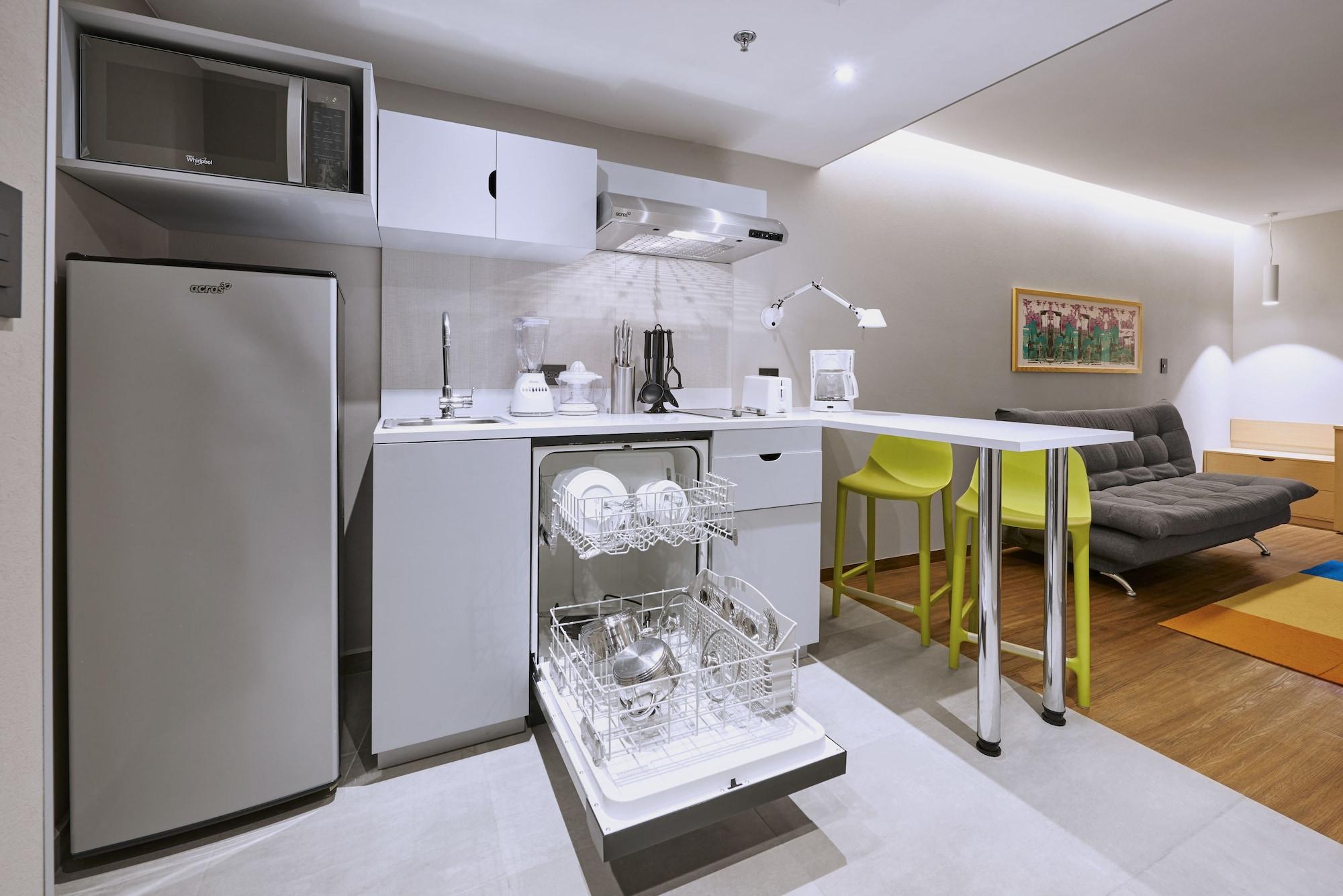 City Express Suites By Marriott Silao Aeropuerto Buitenkant foto