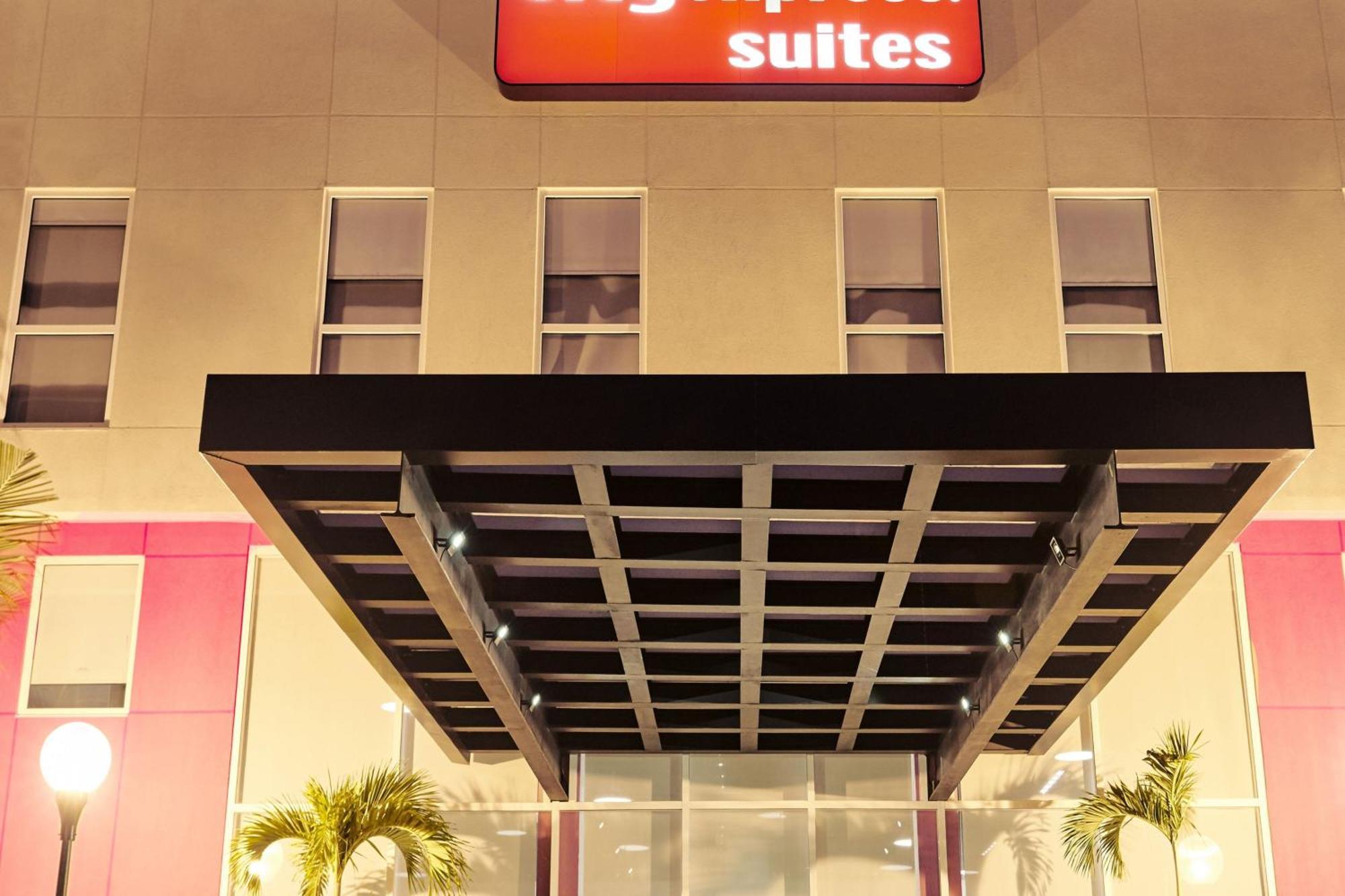 City Express Suites By Marriott Silao Aeropuerto Buitenkant foto