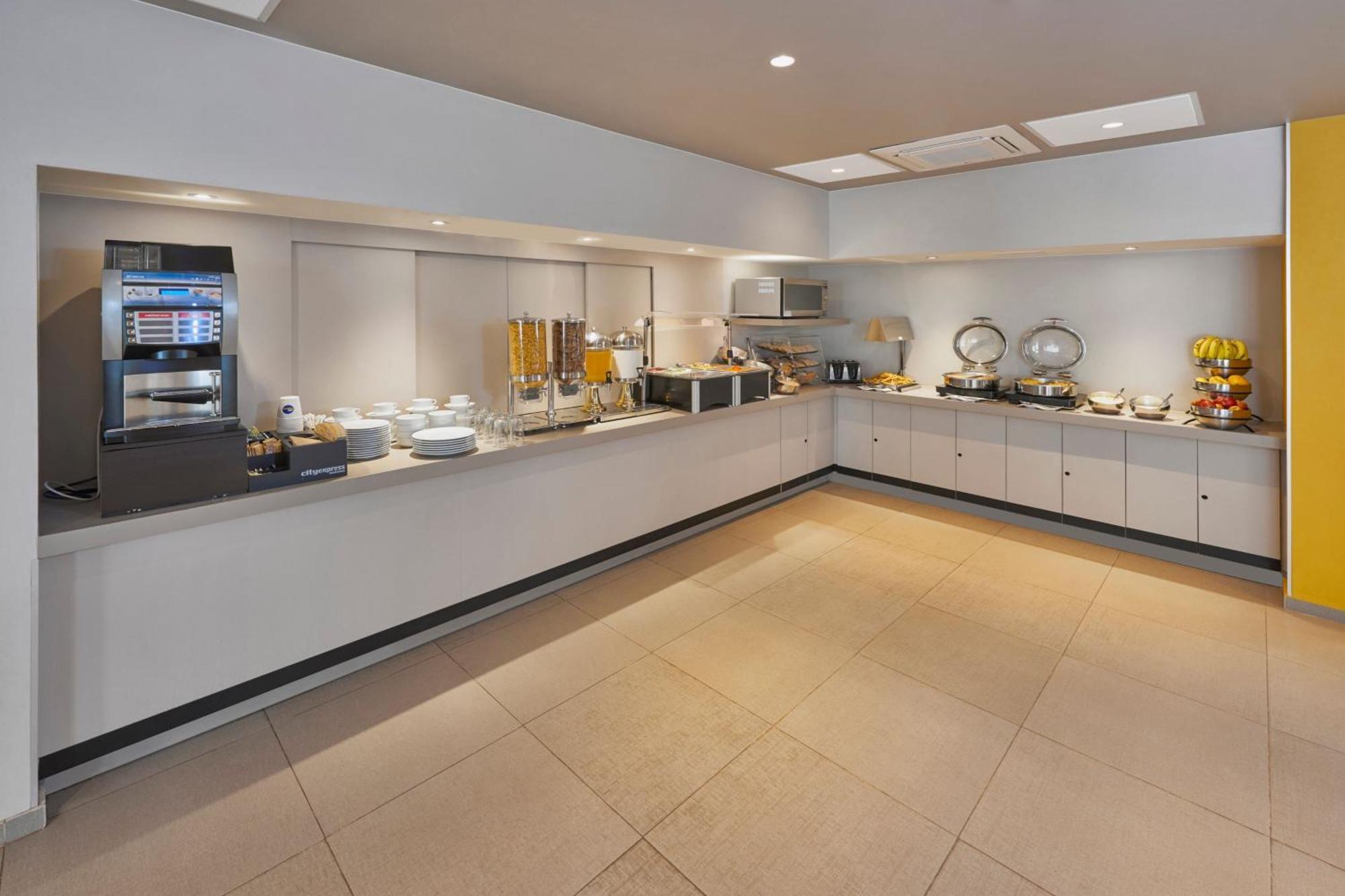 City Express Suites By Marriott Silao Aeropuerto Buitenkant foto