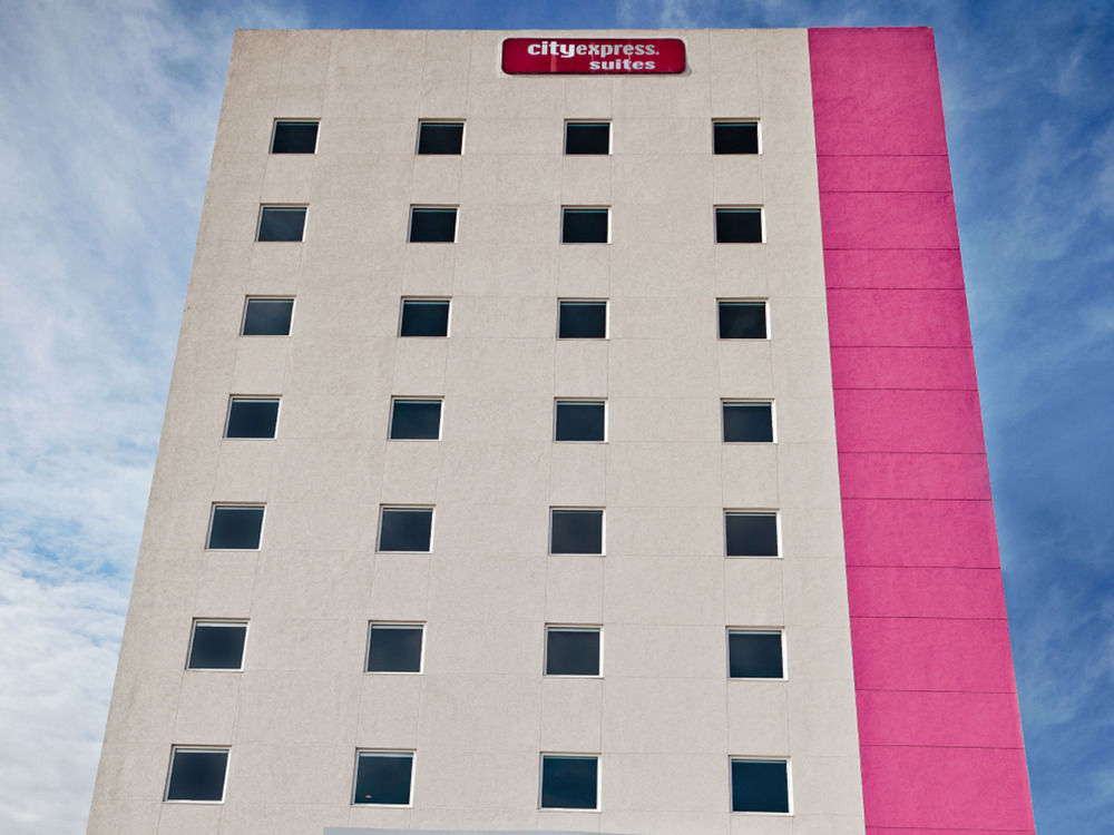 City Express Suites By Marriott Silao Aeropuerto Buitenkant foto